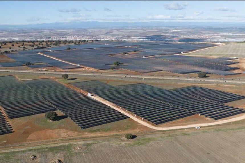 How Edisun’s 941MW Madrid Solar Plant Will Power AI-Powered Data Centers with Clean, Renewable Energy | Image Credit : rwe.com