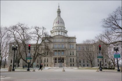 Michigan Extends Tax Breaks for Data Centers to Attract Hyperscalers Until 2050, Green Certification Required