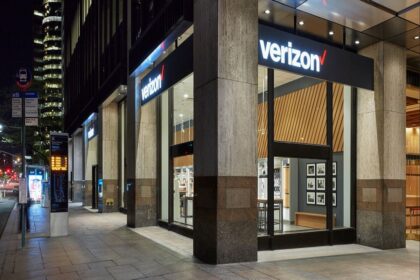 Verizon Wins $3.7 Billion Contract to Deploy 4G & 5G Networks Across 35 U.S. Air Force Bases